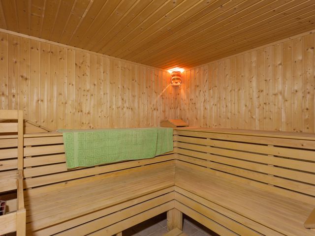 große Sauna im UG